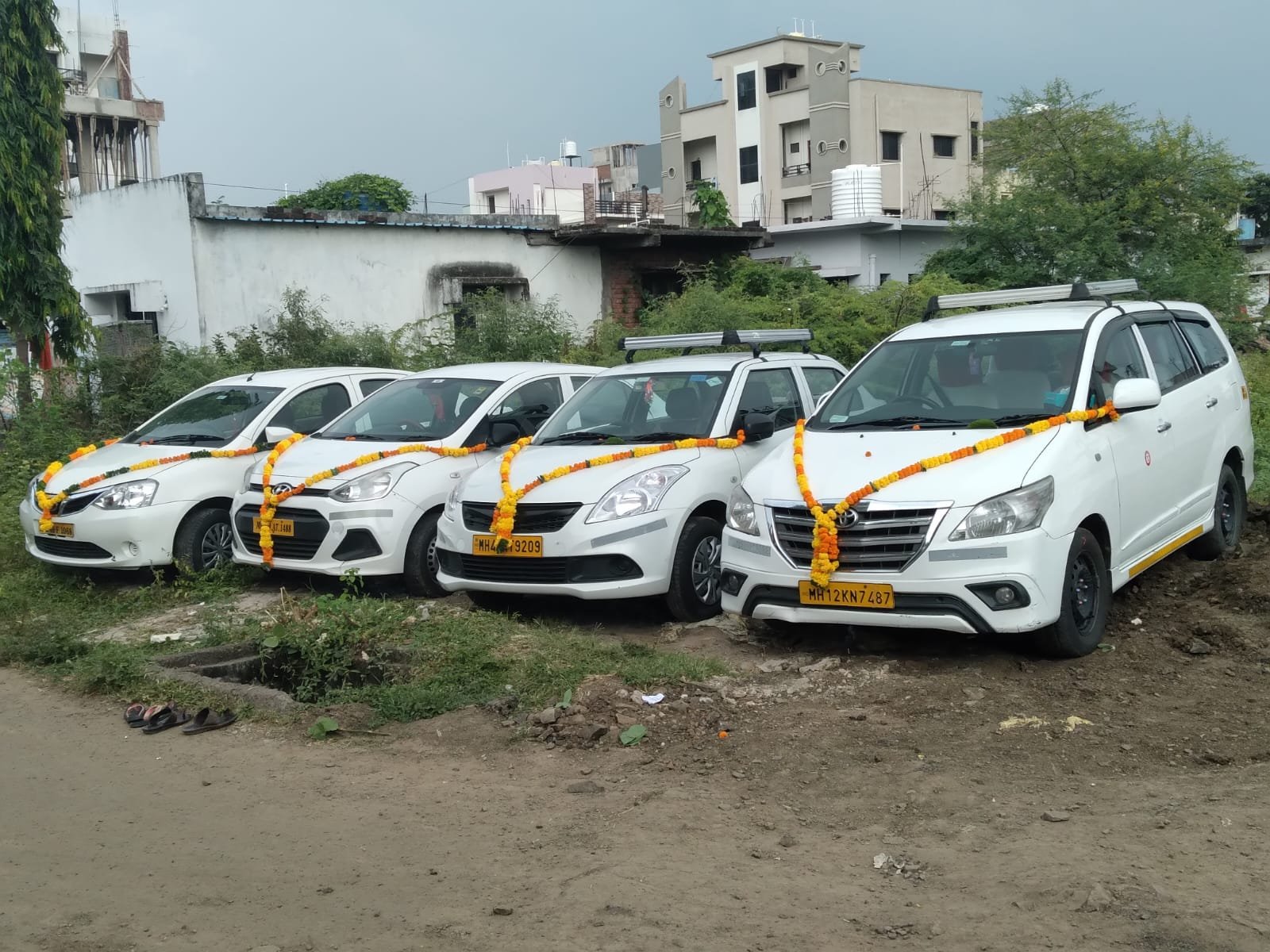 Nagpur Cab | Nagpur Taxi Services | Taxi Services in Nagpur | Corporate Taxi Services in Nagpur | Airport Taxi Services | Nagpur Airport Taxi Services | Local and outstation taxi services | Nagpur Taxi services to airport